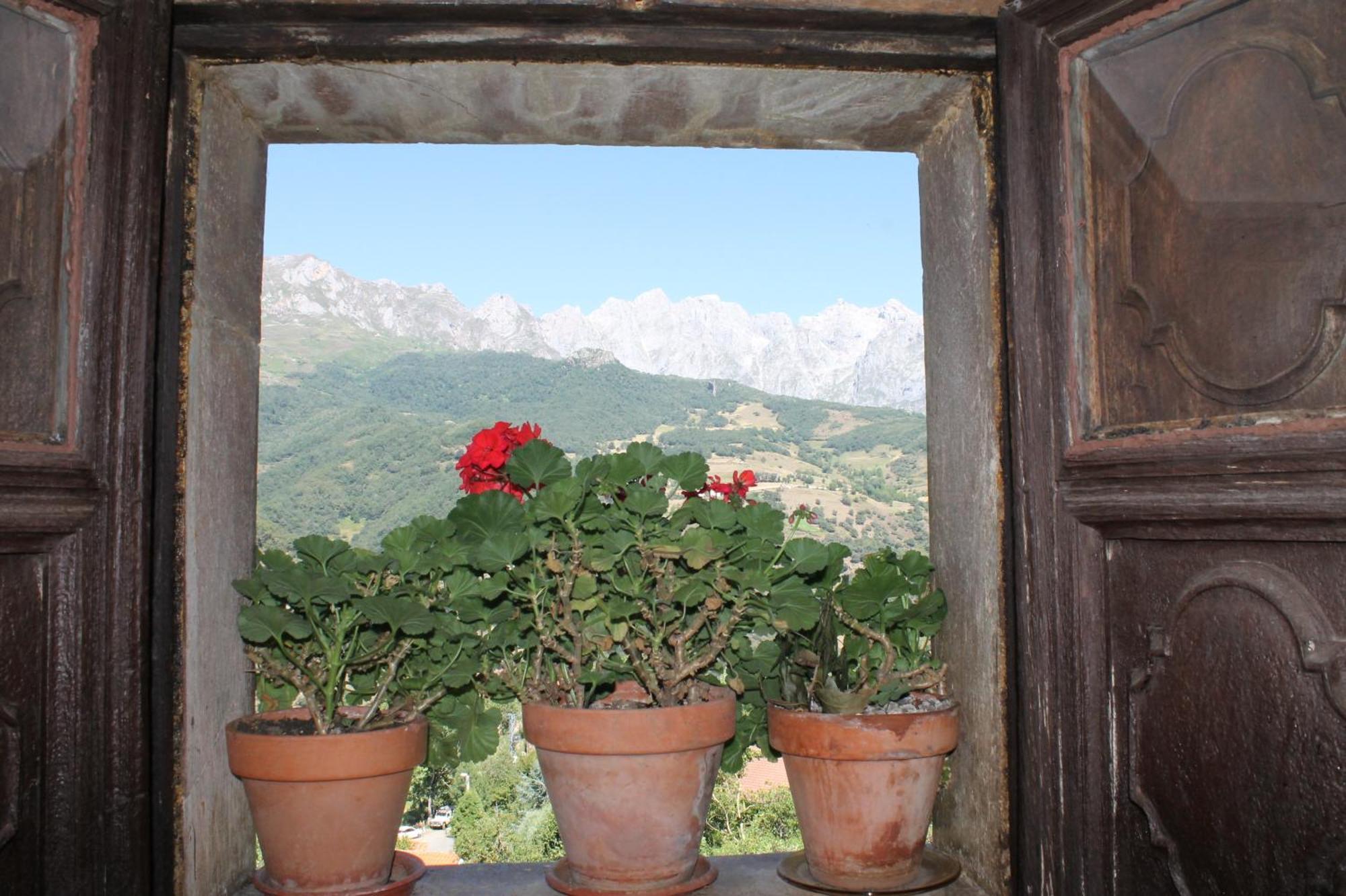 Casona De Trevino Pension Cosgaya Buitenkant foto